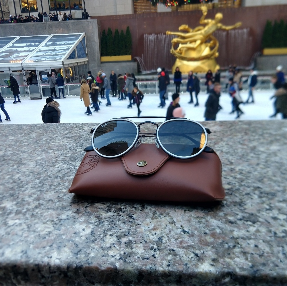 Still Christmas Sale: Ray Ban 3647N
